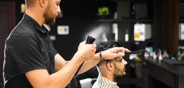 Experience the Pinnacle Of Grooming Excellence With The Best Men's Cuts