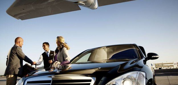 Why Choose a Limo Service Near Me?