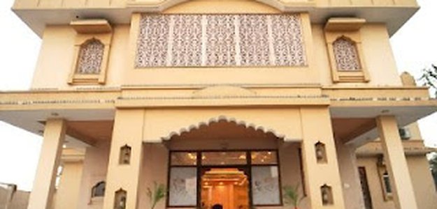 Experience History and Luxury at Heritage Hotel in Kanota