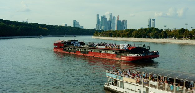 More than a corporate party: How the first Evrone Fest went