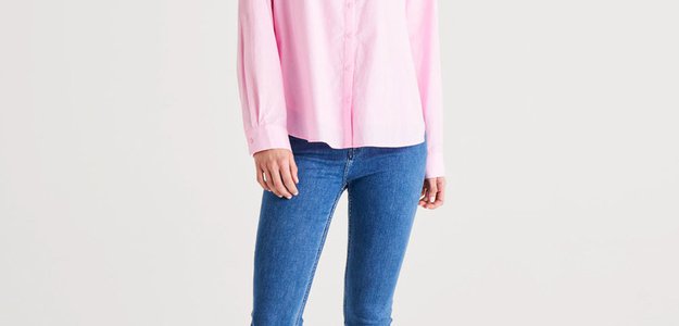 How To Pick Curvy Clothing For Women?