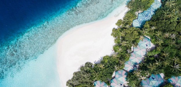 Можно ли ехать на Мальдивы летом