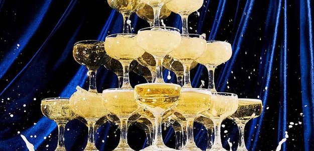 Bridal Toasting Flutes: Sipping in Style on Your Special Day