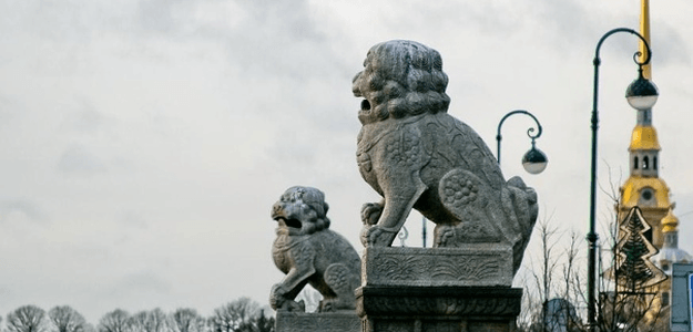 Львы Ши-цза были изготовлены в начале XX века
