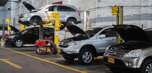 How to Identify a Lemon Vehicle: Key Signs to Look For?