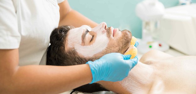 Aesthetic Treatments to Help You Beat Dubai’s Harsh Climate