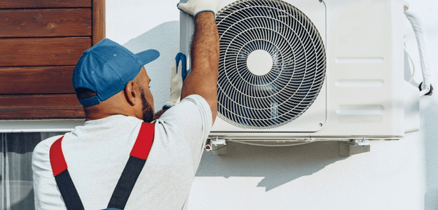 Signs Your HVAC System Needs Professional Attention in Naples, FL