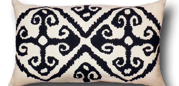 Secrets On How To Choose Black And White Throw Pillows