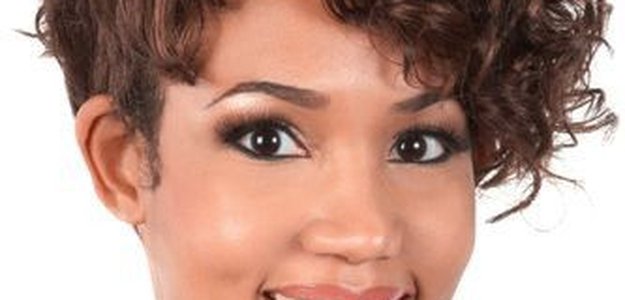 How to Rock a Short Curly Wig: A Guide to Stunning Curls