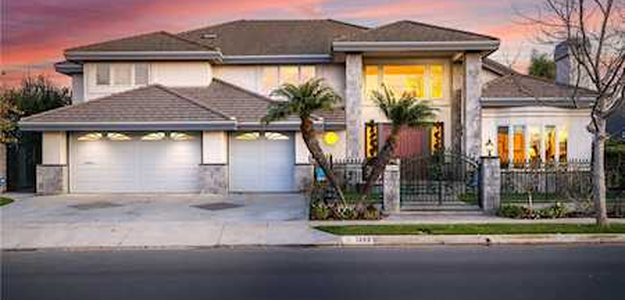 Find Your Dream Home in Rossmoor, Top Agent