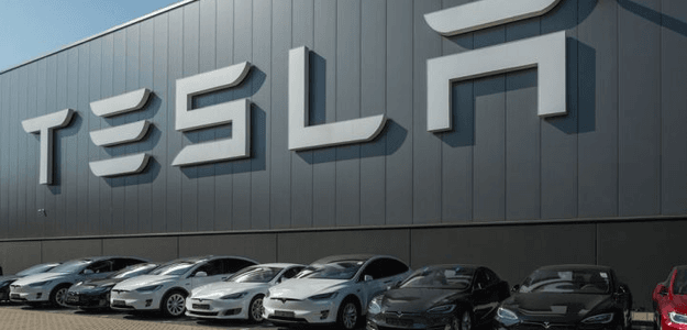 Сколько денег осталось у Tesla?