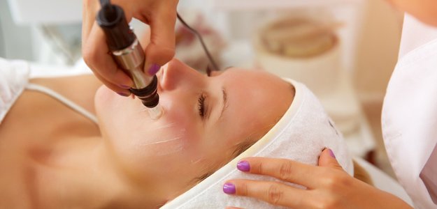 Discover Flawless Skin: Microneedling in Islamabad