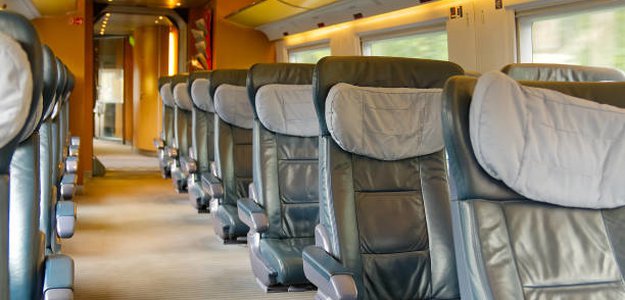 Luxury Coach Hire Services in Bristol: Travel in Comfort and Style