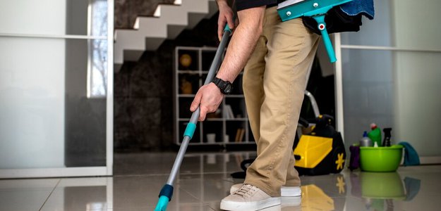 Benefits of Hiring a House Cleaning Service in Lewisville