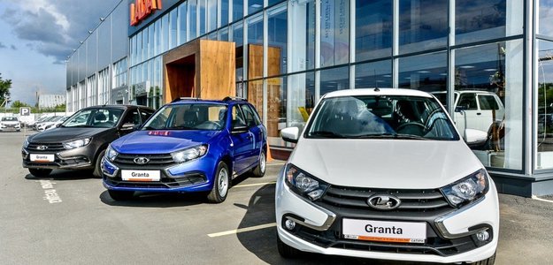 Петербург увеличил долю в общем объеме продаж авто в России