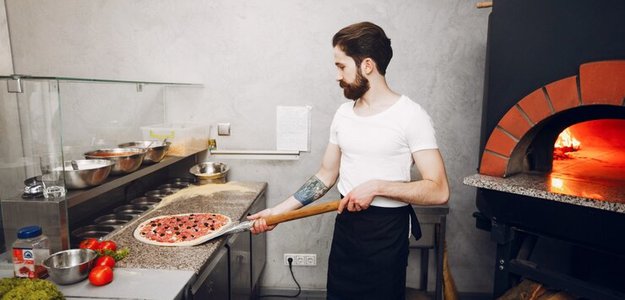 Outdoor Pizza Oven Installation: A Home Chef's Dream