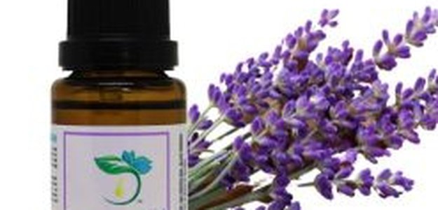 Pure Lavender Essential Oil from Aromatics Canada: A Natural Choice